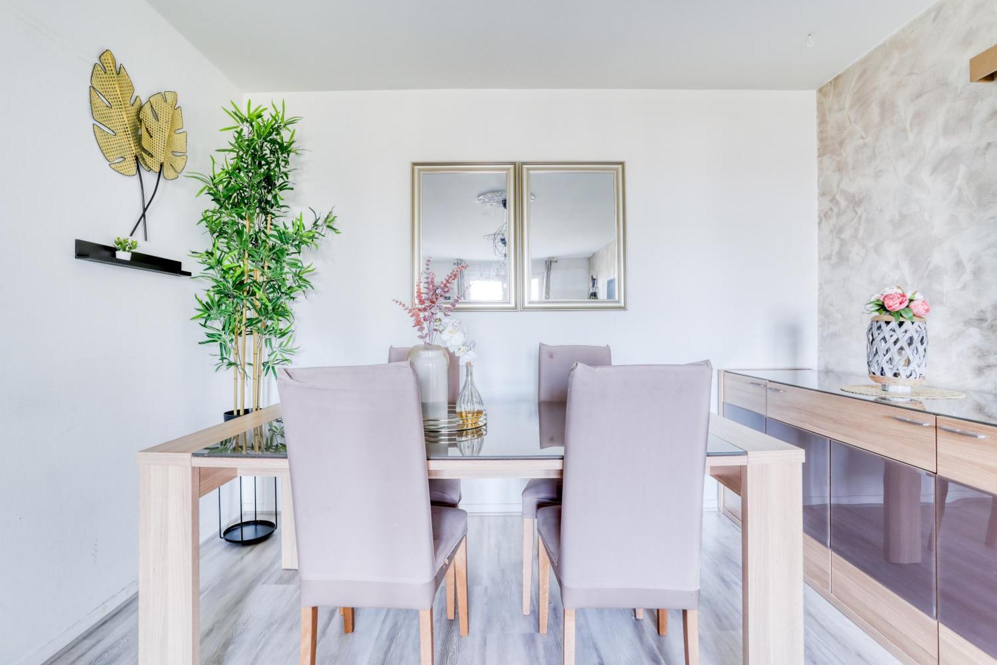 Le Warm Cocon - Spacieux T3 - 5 Personnes - Wifi Et Parking Rosny-Sous-Bois Extérieur photo